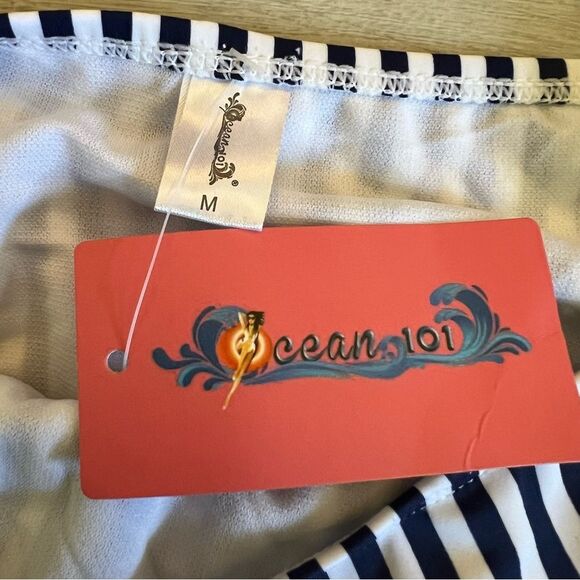 NWT Ocean 101 Bikini Two Piece Swimsuit White Navy Stripe M - Picture 4 of 6